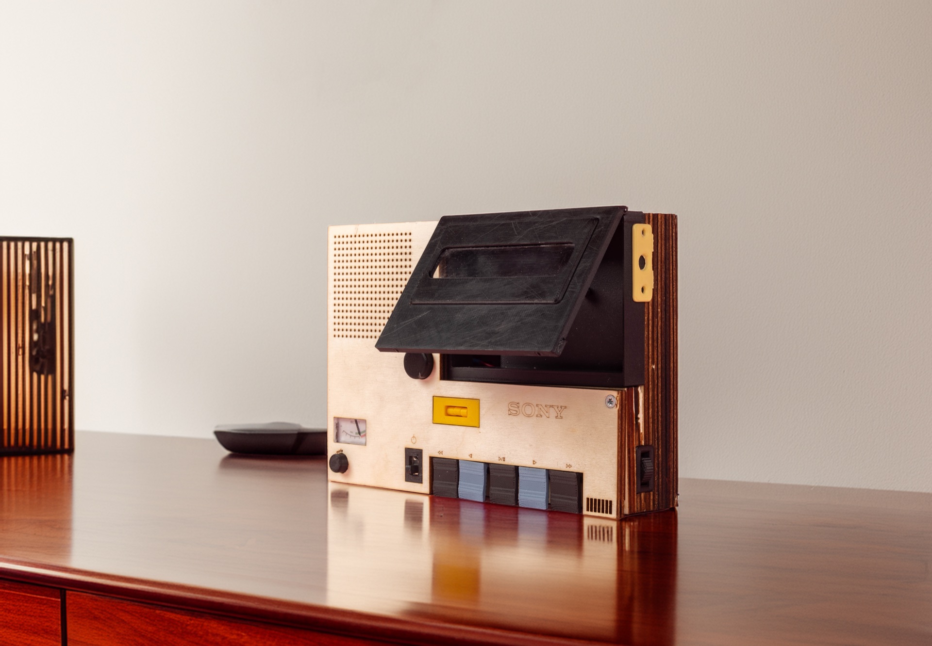 Sony TC 150 Reproduction - AI-powered interactive installation
